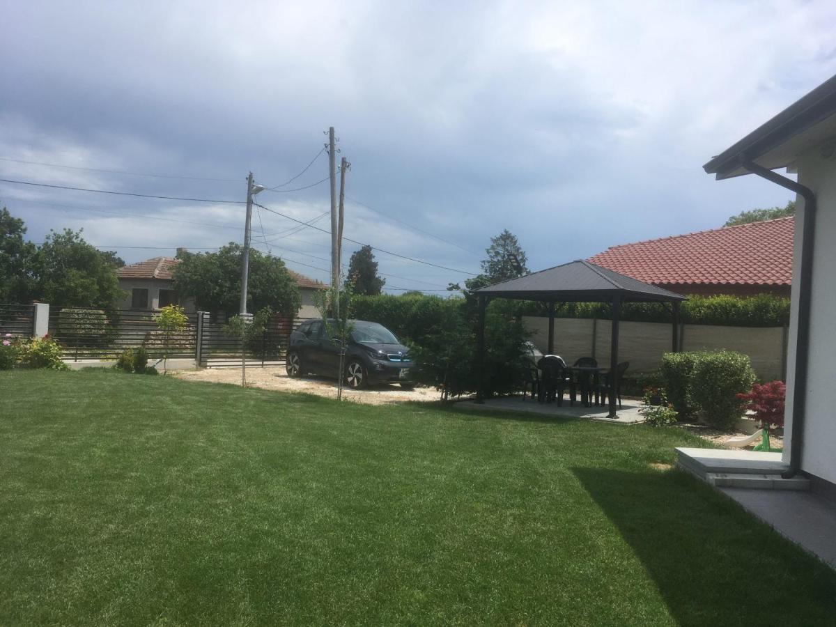 Karia Apartments شابلا المظهر الخارجي الصورة