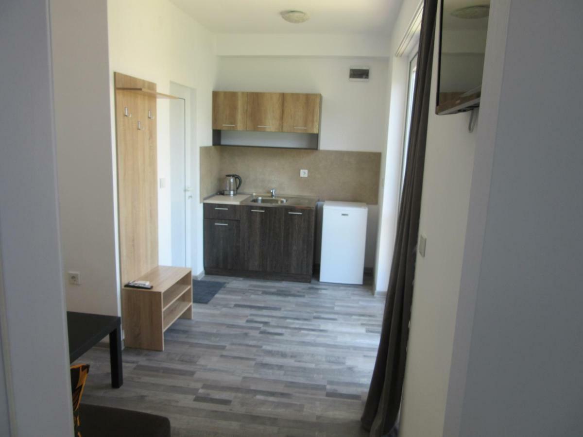 Karia Apartments شابلا المظهر الخارجي الصورة